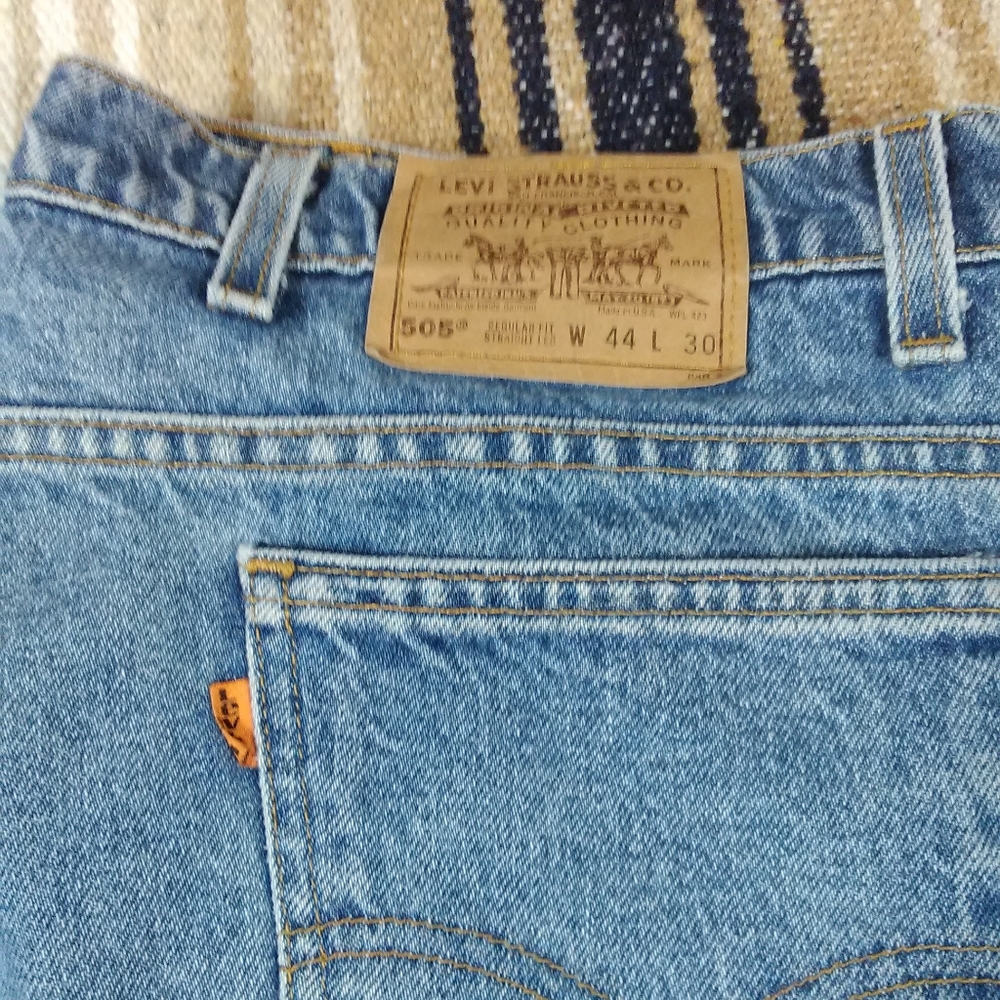 44/30 ORANGE TAB LEVI'S MENS VINTAGE STRAIGHT LEG